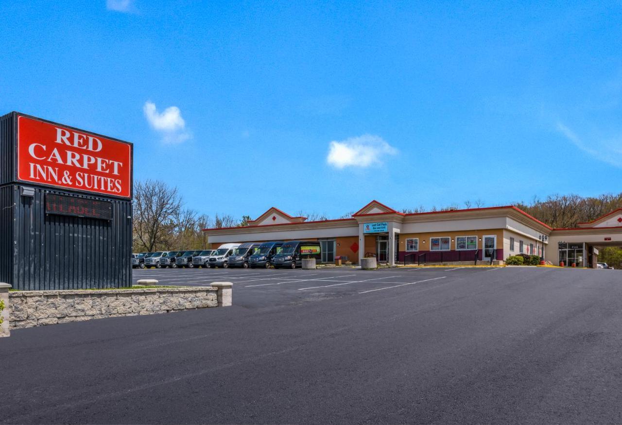 Red Carpet Inn & Suites Hazleton Exterior foto
